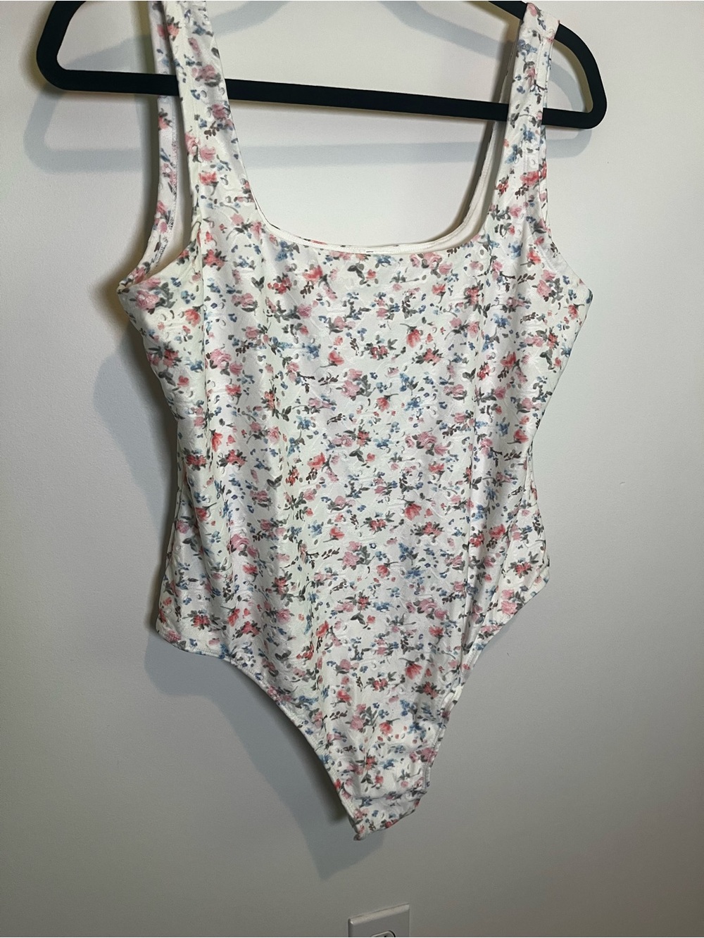 Floral Feminine Squareneck Fitted Bodysuit Size L - Picture 4 of 8